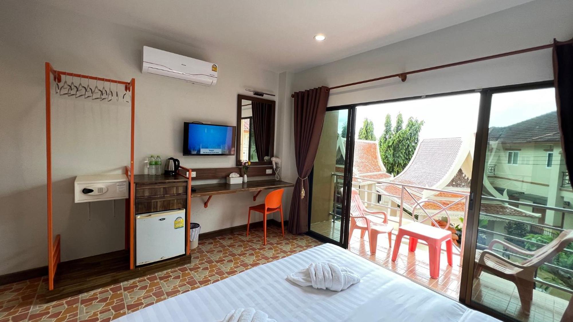 My Friend'S House Karon Otel Dış mekan fotoğraf